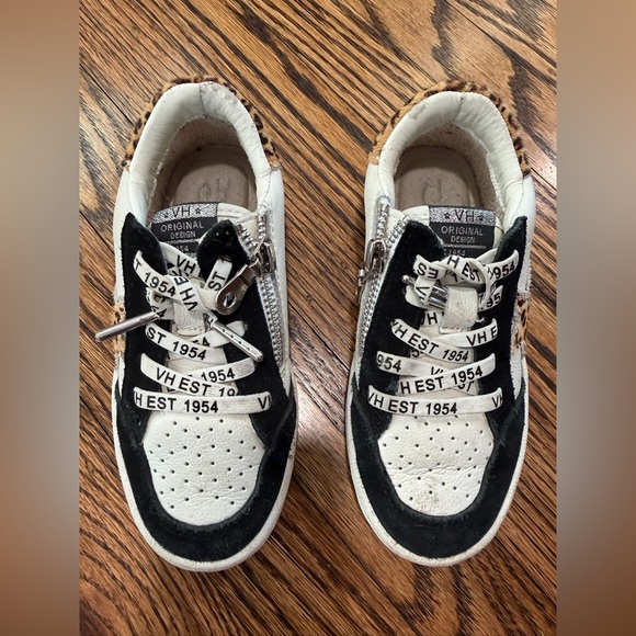 Vintage Havana Girl's Bailey Star Sneakers - Black, White, and Leopard, Size 12 - Picture 14 of 14